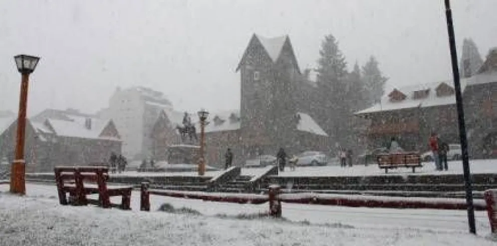 Bariloche vivió su primera intensa nevada