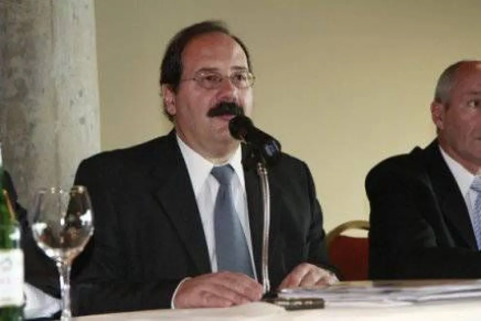 Reclamarán a Camuzzi por demoras en reconexión al Hospital 