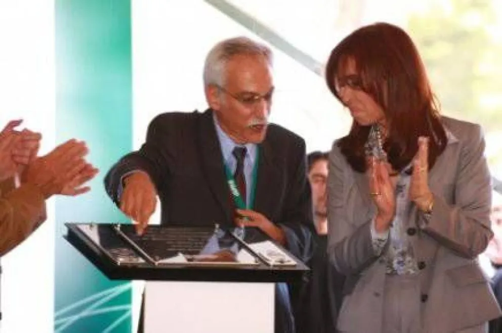 INVAP firmó convenio con fabricaciones militares para producir radares  