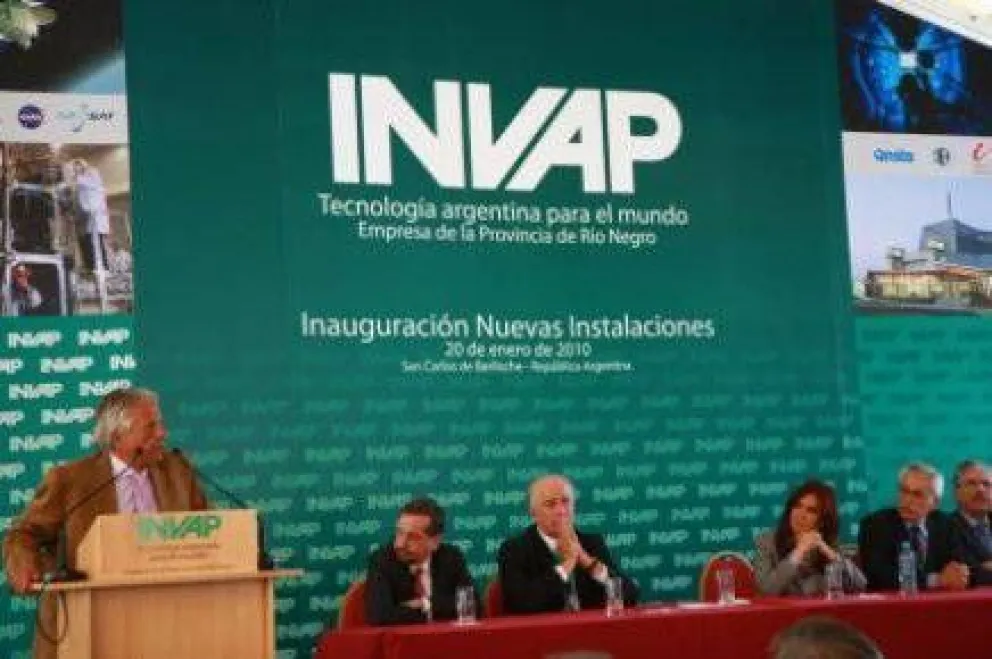 Saiz: es "un orgullo" que INVAP sea estatal