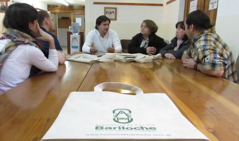 Hostels entregarán bolsas reutilizables a los huéspedes