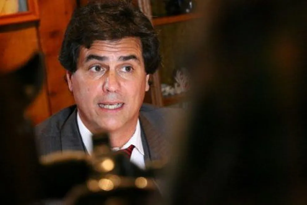 Ejecutivo promete inminente convocatoria para licitar el transporte
