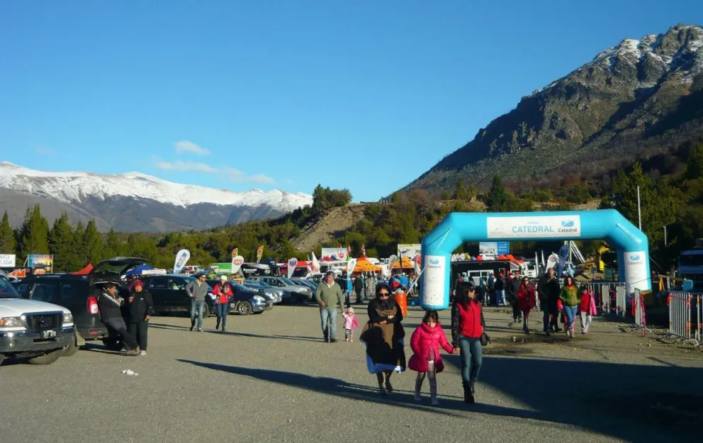 Sol, nieve y motos en Catedral