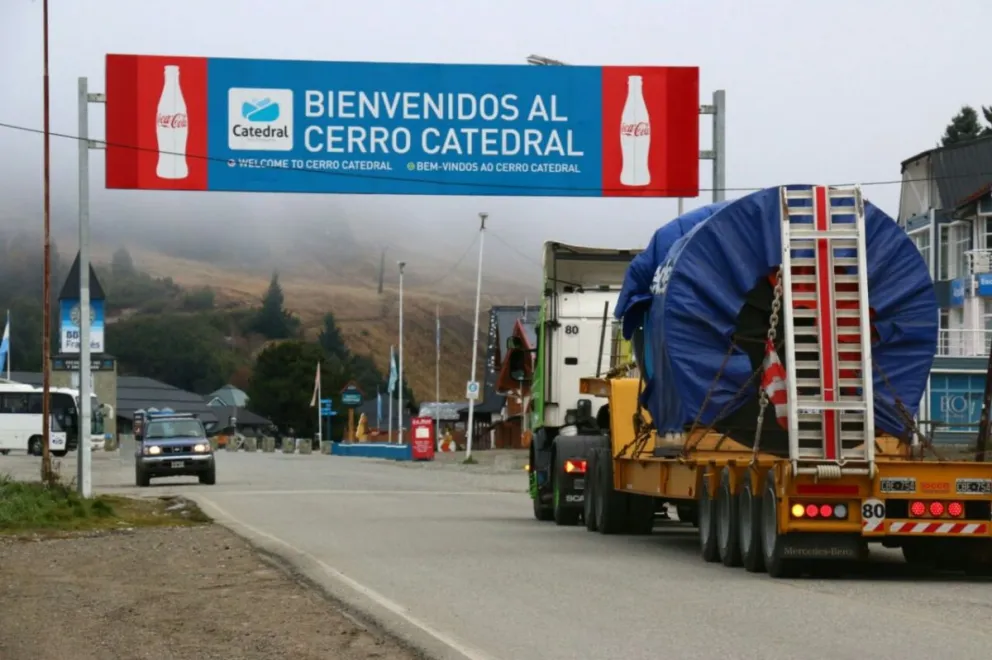  El cable portante tractor llegó este martes. 