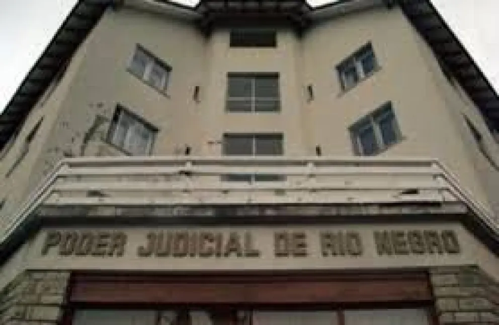 Grupo comando busca evitar juicio ofreciendo plata y tareas comunitarias