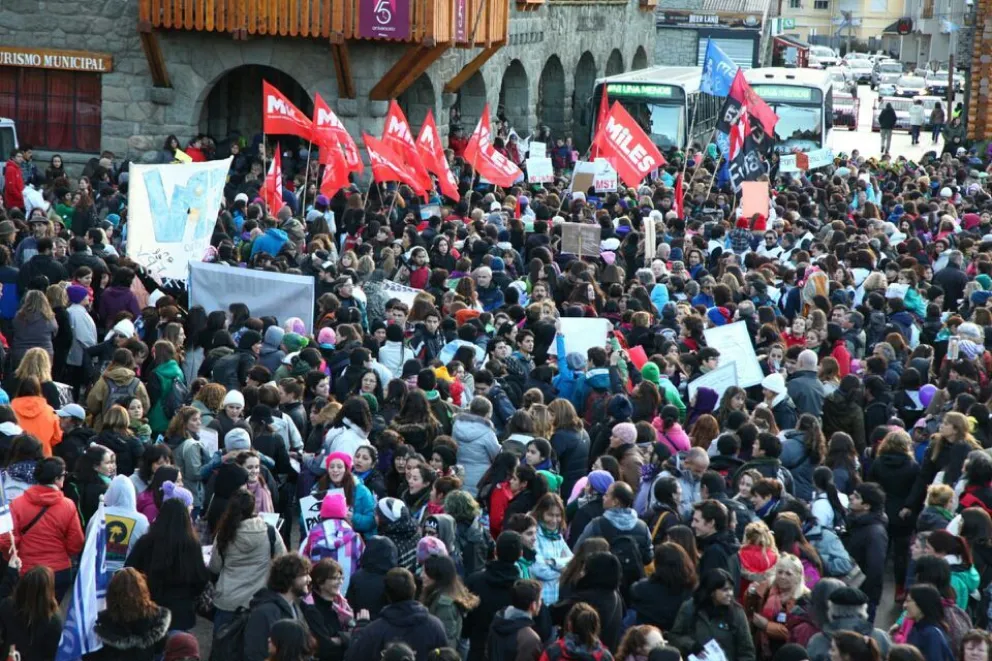 El centro cívico estuvo colmado de manifestantes