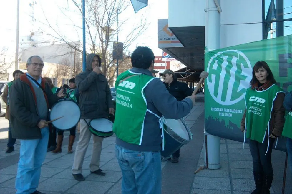 La medida de fuerza fue resuelta en plenarios regionales. 