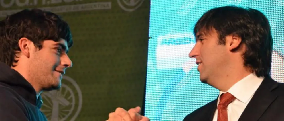 Bossio, titular de Anses, en entrega de planes Progresar