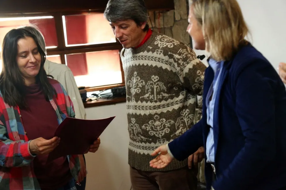 Emprendedores y agricultores recibieron créditos