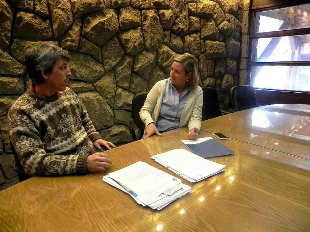Chiocconi y Martini dialogaron sobre el foro desarrollado en Bruselas