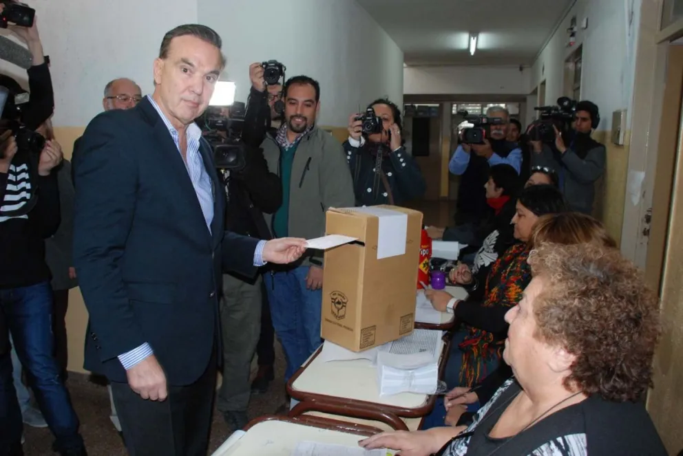 Pichetto sufragó en Sierra Grande