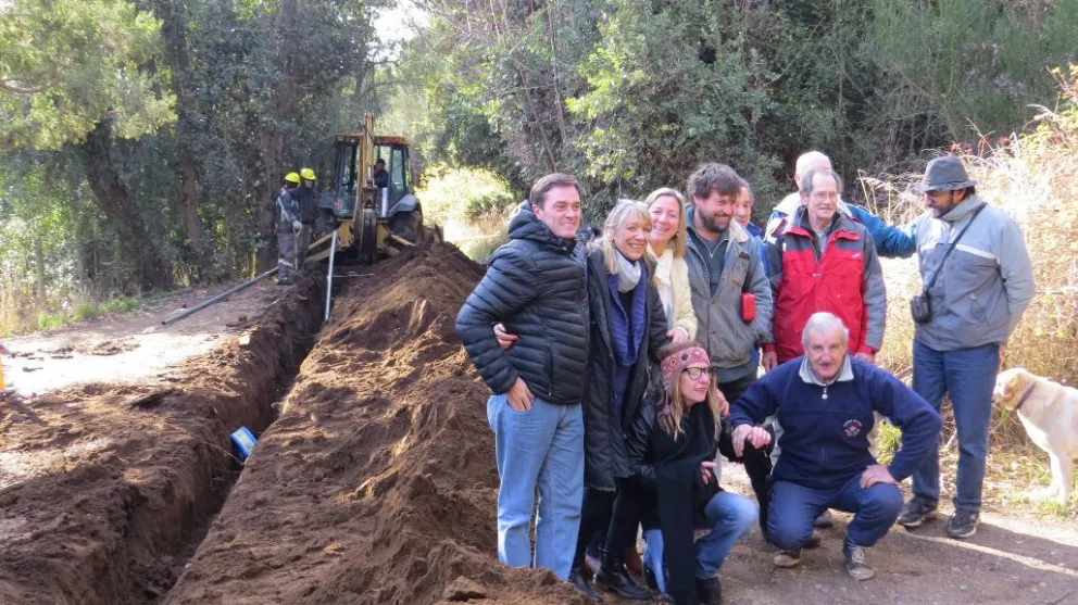 Vecinos y funcionarios recorrieron la obra