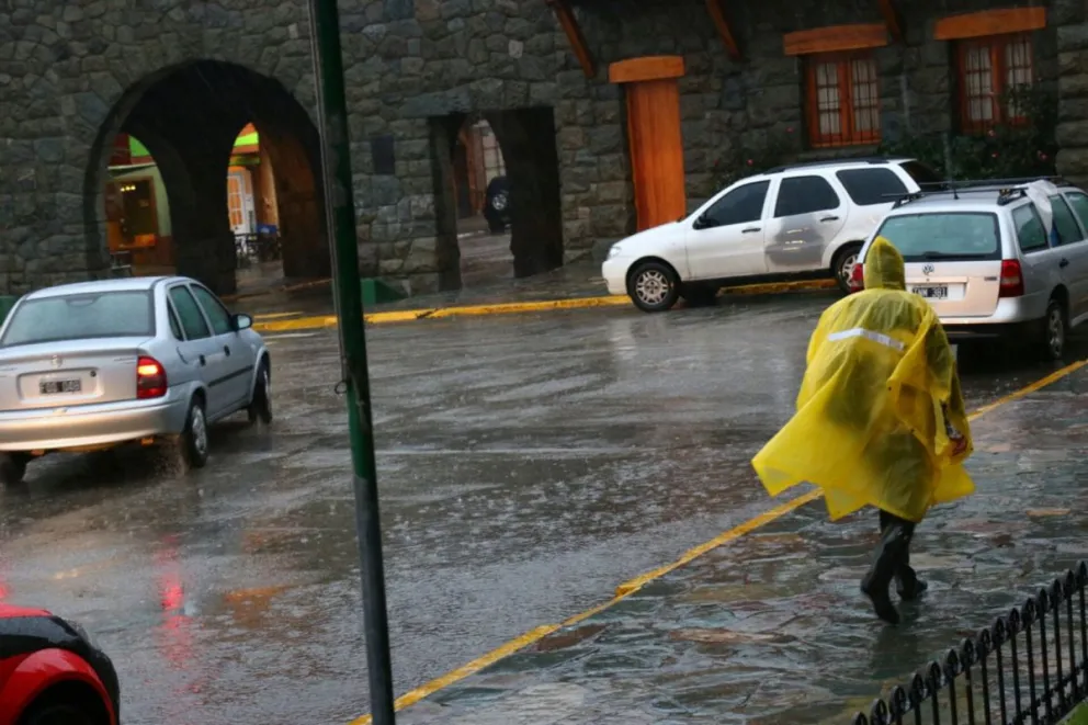 El miércoles llega con más lluvia y viento