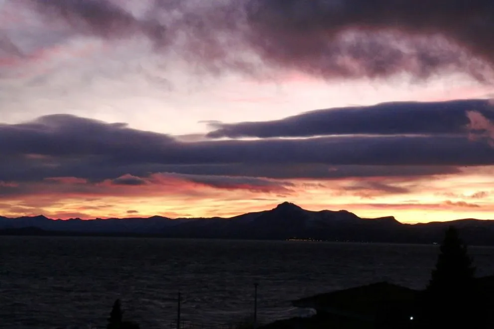 Vientos muy fuertes para este martes en Bariloche.