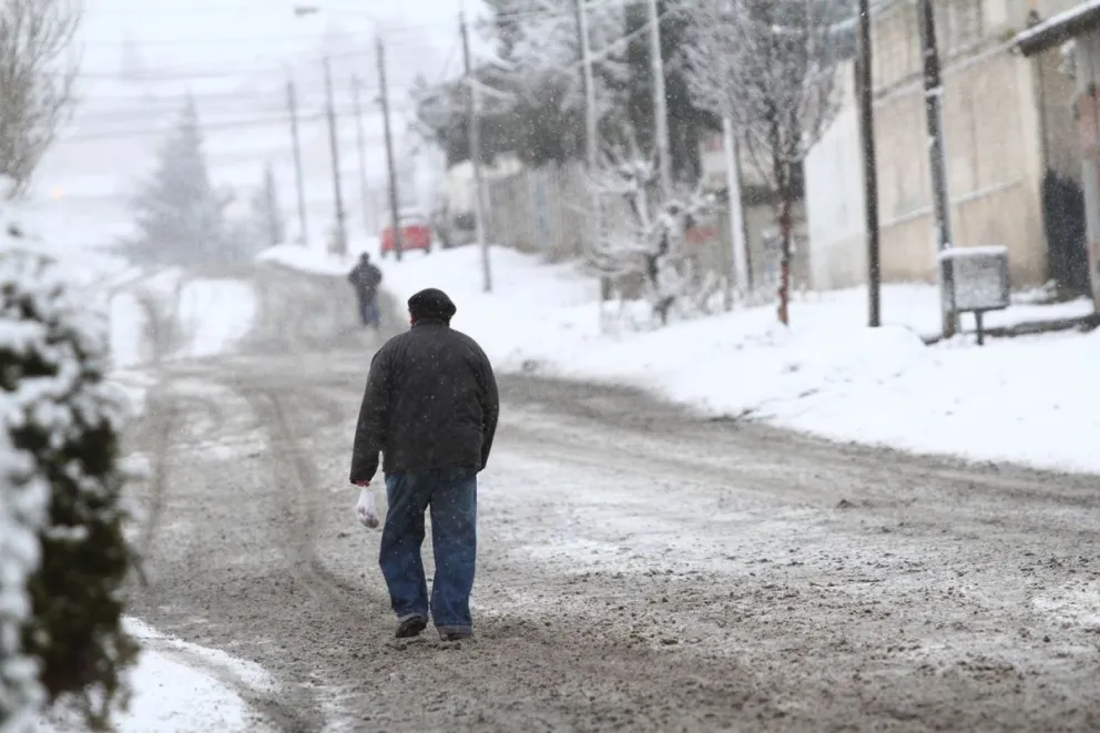 Calles con hielo y nieve se transformaron en una imagen recurrente.