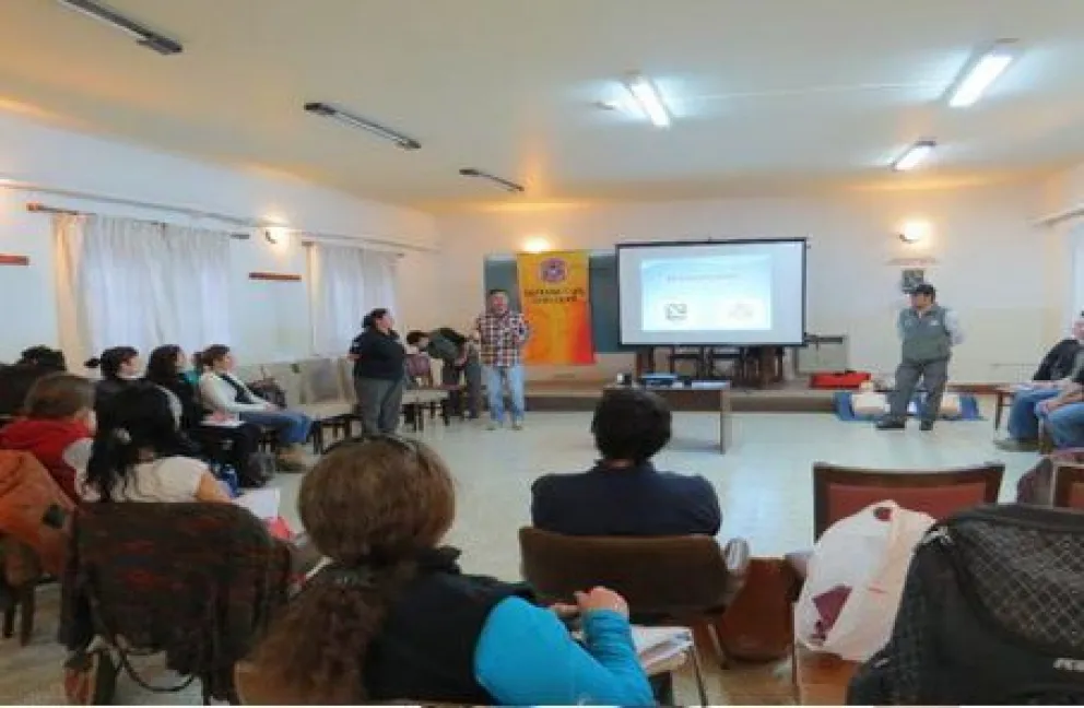 Los cursos se dan en el primer piso de Villegas 215.