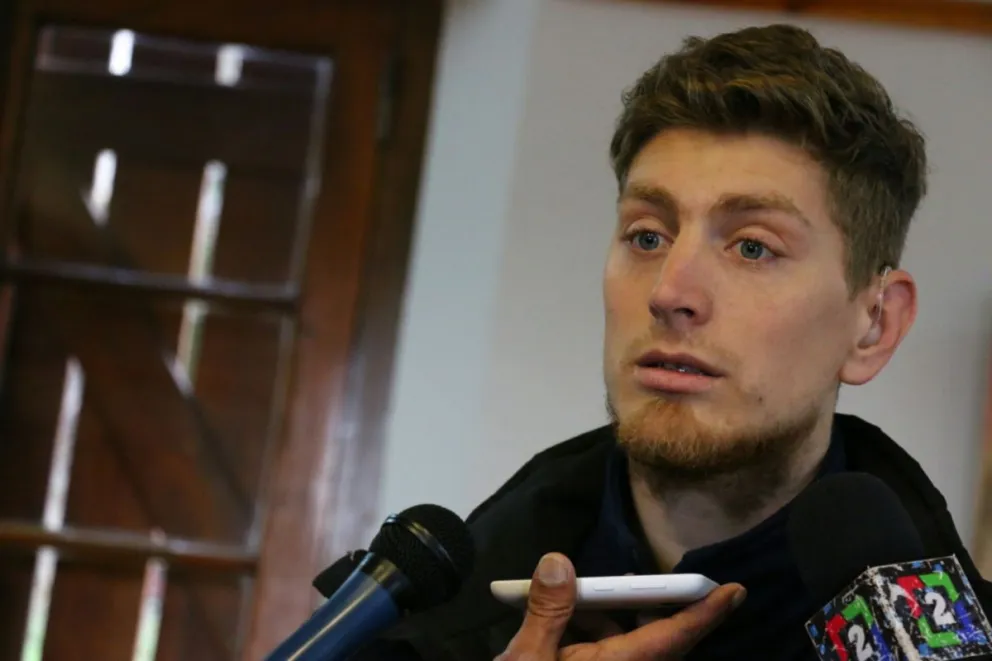 Bruno Beros, el basquetbolista barilochense que integra la selección argentina de básquet de sordos Los Topos.