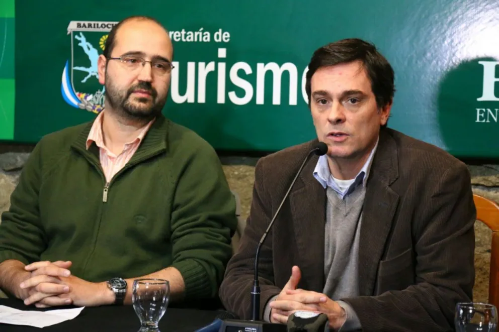 Horacio Fernández (a la izquierda) 