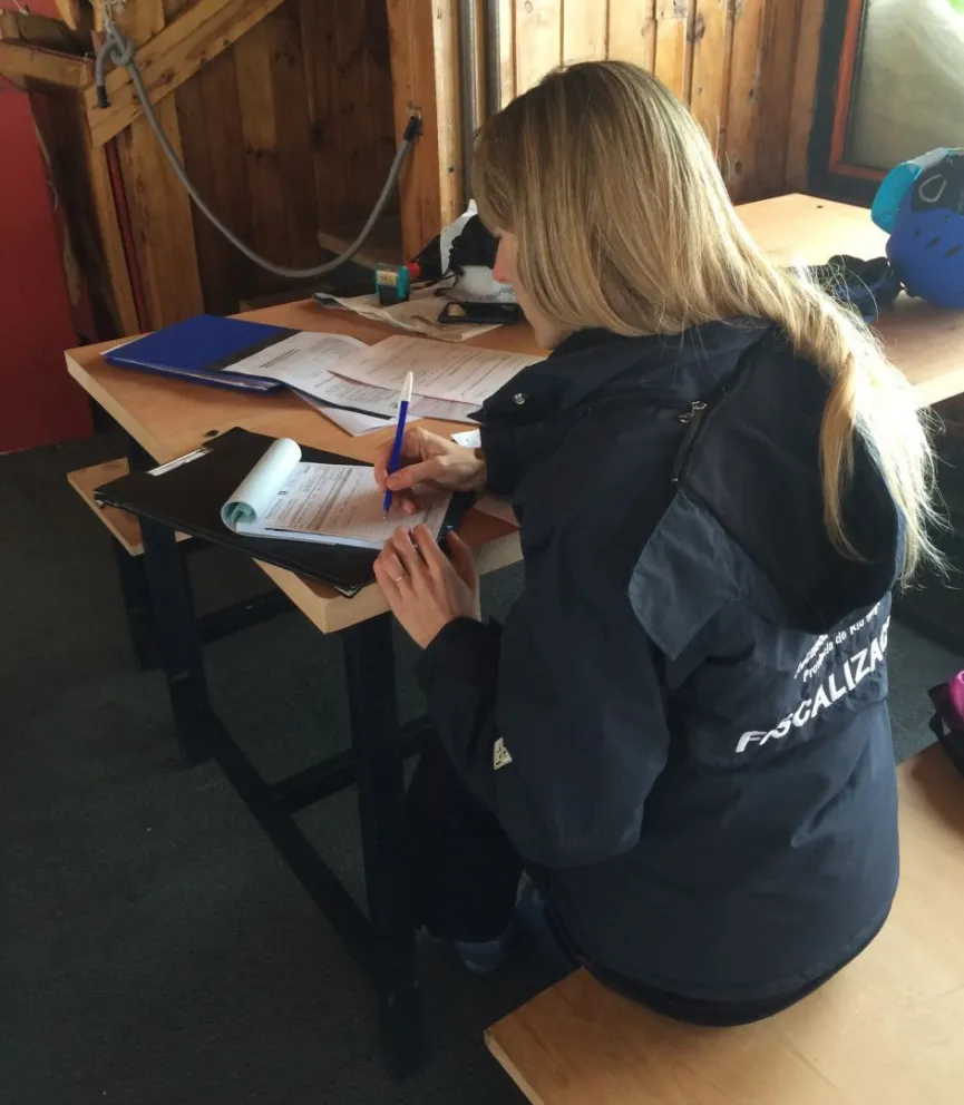 Desde hace 15 días inspectores fiscalizan comercios de Bariloche
