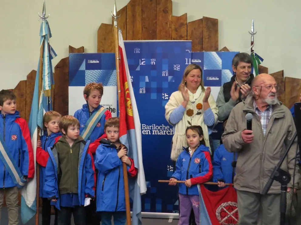 Las nuevas generaciones del Club Andino también festejaron el Día del Montañés.