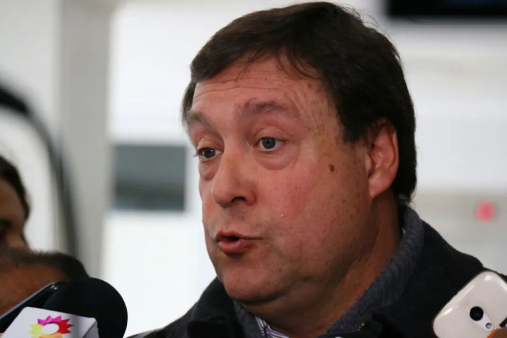 El gobernador Alberto Weretilneck no cree que el cambio de fecha modifique el resultado de las urnas.