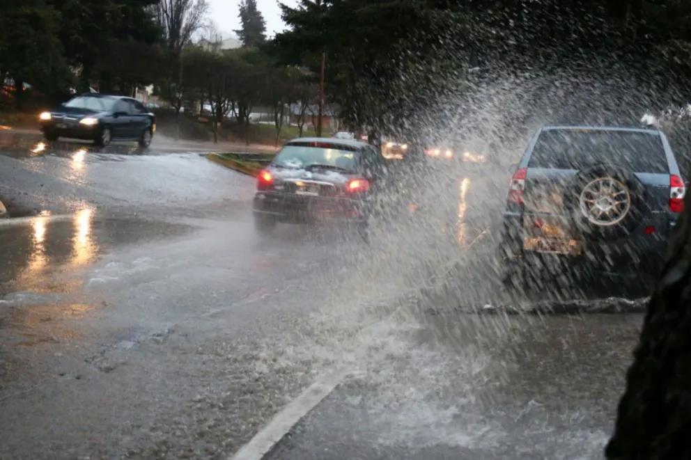 Hubo una hostería céntrica que sufrió inundaciones.