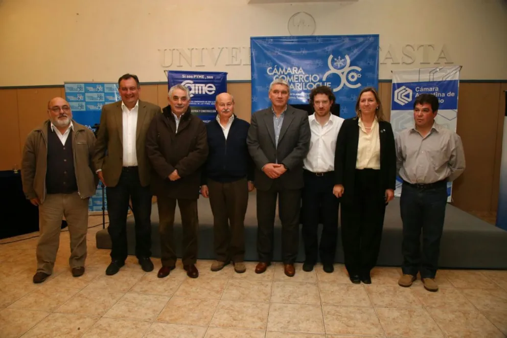 Debate de candidatos a intendente.