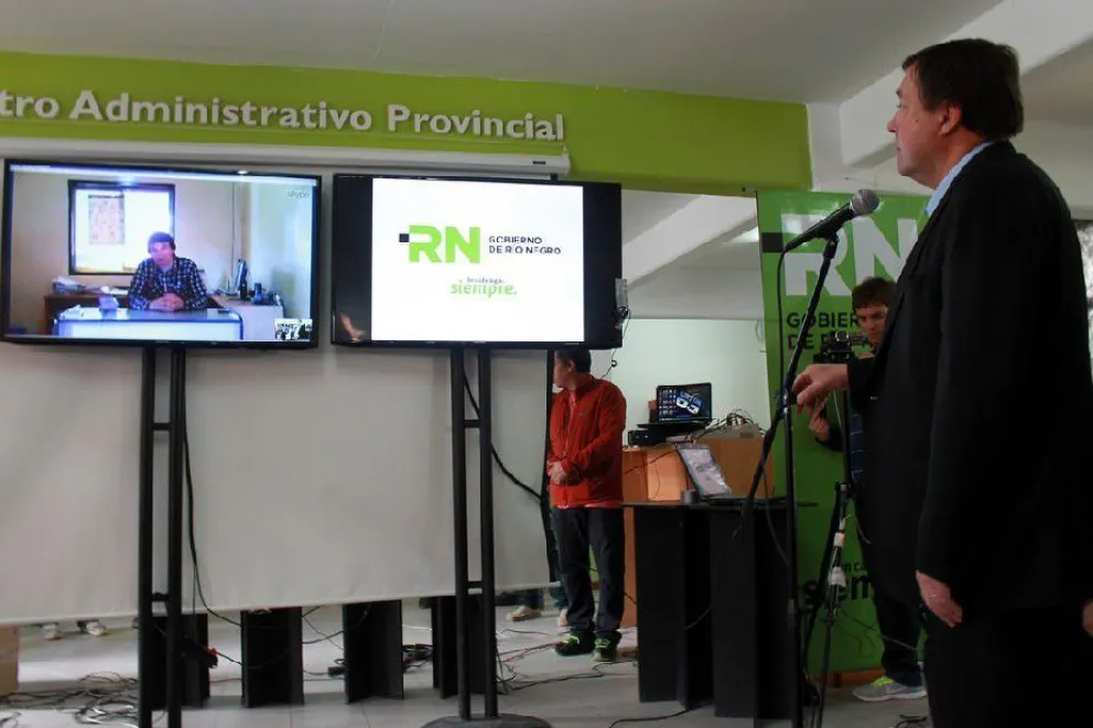 “Conexión rionegrina” llevará internet a la Línea Sur
