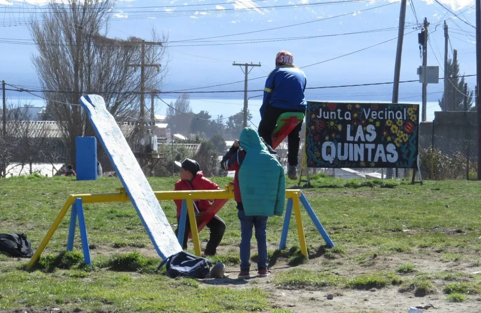 Siguen recuperando plazas y espacios públicos