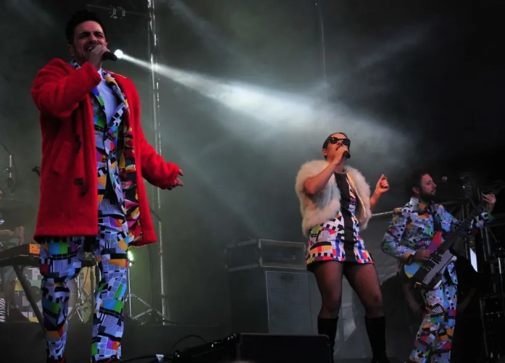 Miranda hizo cantar y bailar a todos en el Catedral