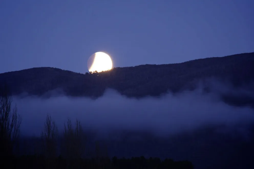 Eclipse de luna, el tema de la charla del Grupo Astronómico Osiris.