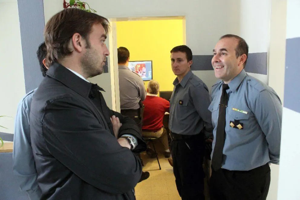 Policía puso en funcionamiento un equipo para garantizar la autenticidad de documentos