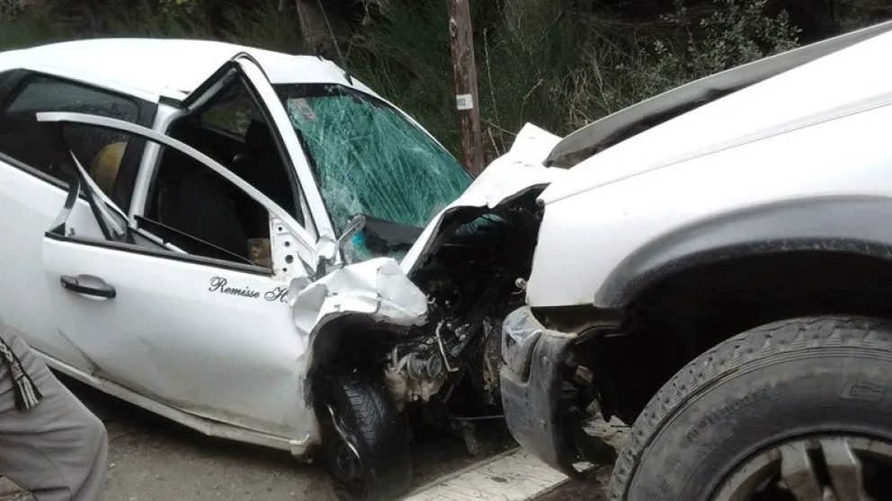 Un remisero falleció en un accidente sobre avenida Bustillo.