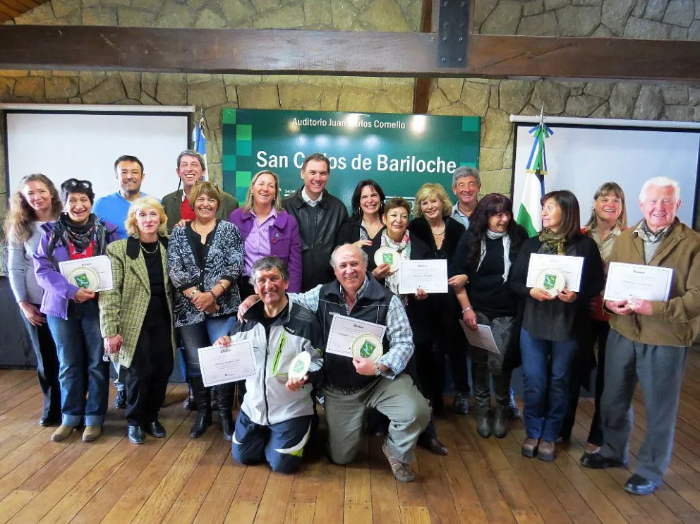 Emotivo homenaje a guías de turismo con 30 años de trayectoria