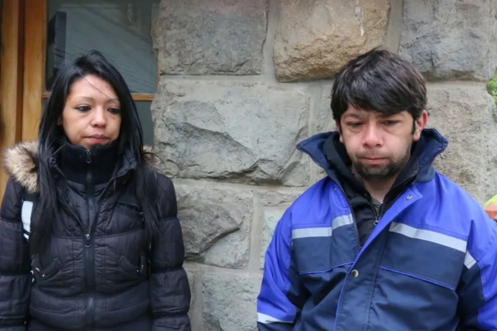 Lorena y Lucas, beneficiarios del programa social Argentina Trabaja.