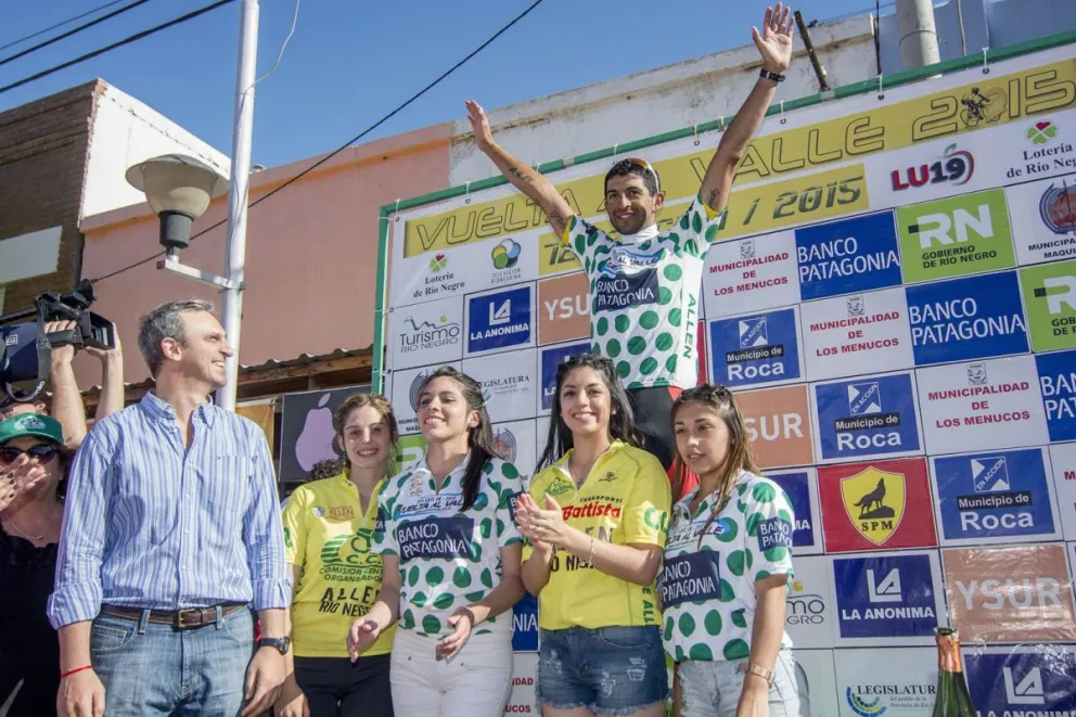 Ranquehue en el podio como ganador en metas volantes. 