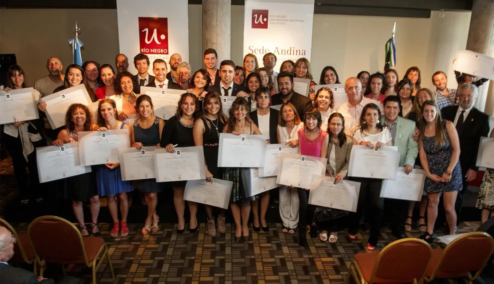 Egresaron 60 nuevos profesionales en la UNRN
