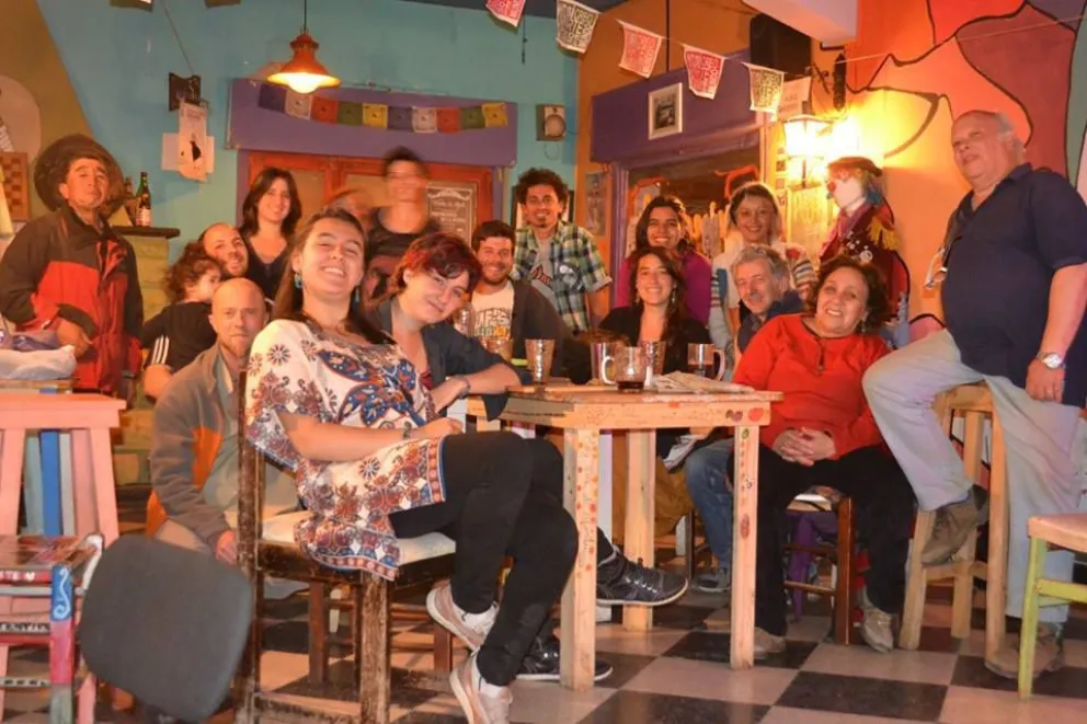 Los artistas del FAINA celebraron la aprobación de la ordenanza 869-15. 
