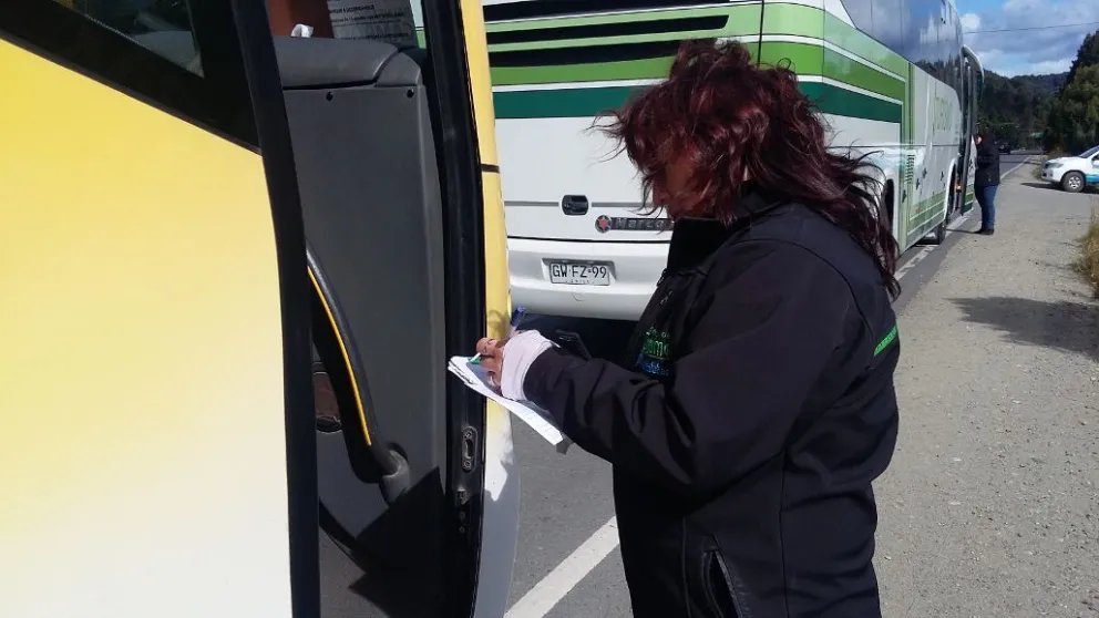 Operativos de fiscalización a transportes turísticos