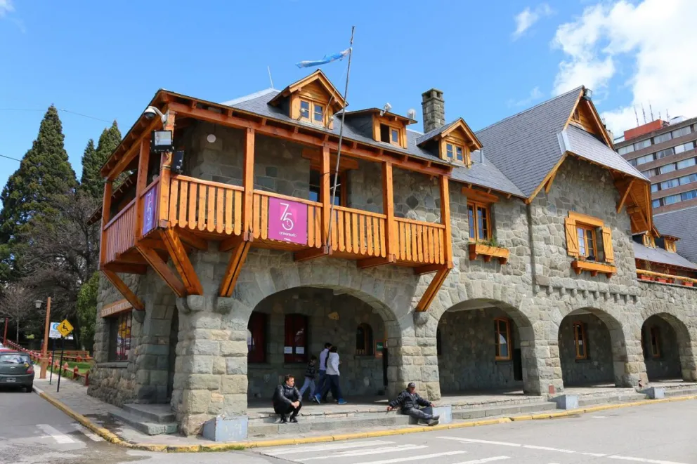 18 oradores para la audiencia pública por aumento de tasas