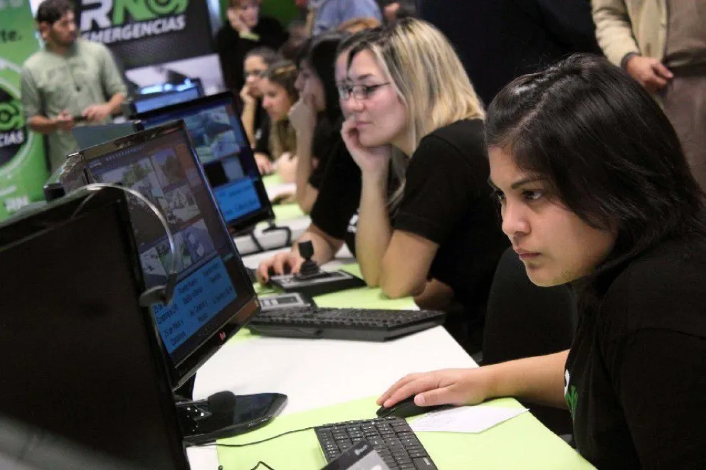 El 911 recibió 440 mil llamados durante el año pasado