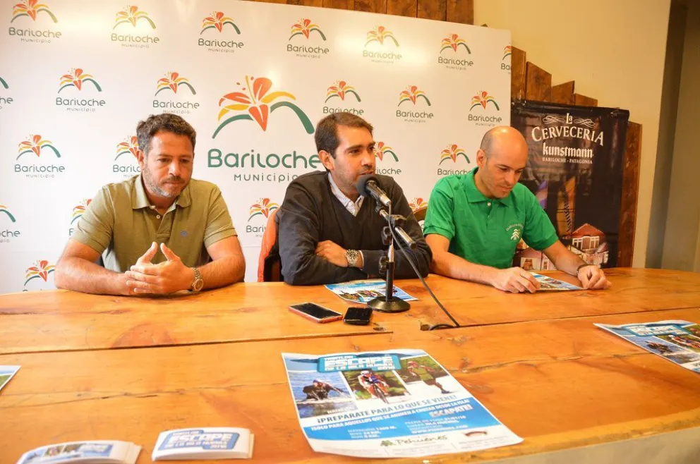 Escape de la isla Huemul, un triatlón clásico de Bariloche