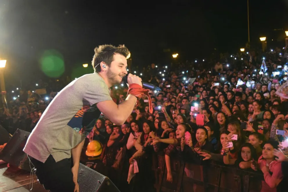 Una multitud bailó con Marama en el cierre de la Fiesta del Chocolate