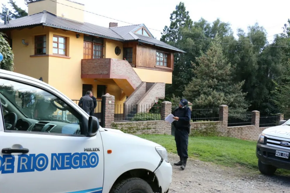 Una mujer sufrió cortes en el cuello en un intento de robo