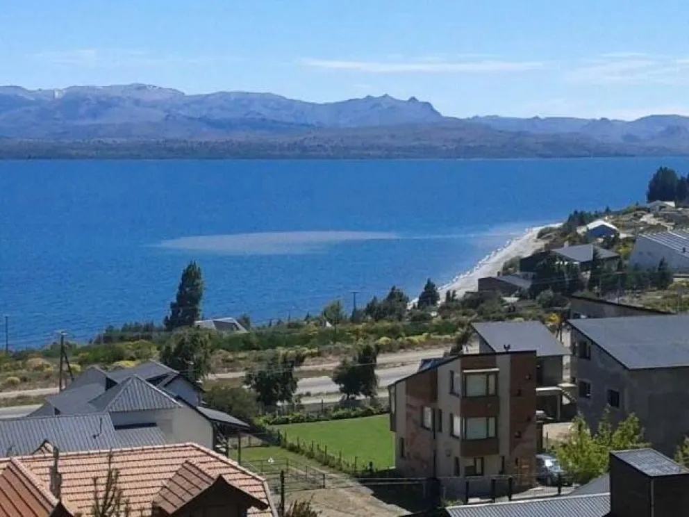 La causa por contaminación del Nahuel Huapi seguirá en la Justicia Federal