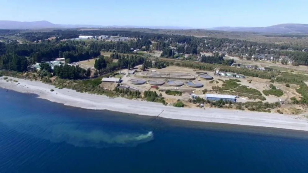 Comprometieron inversiones para evitar derrames en el Nahuel Huapi
