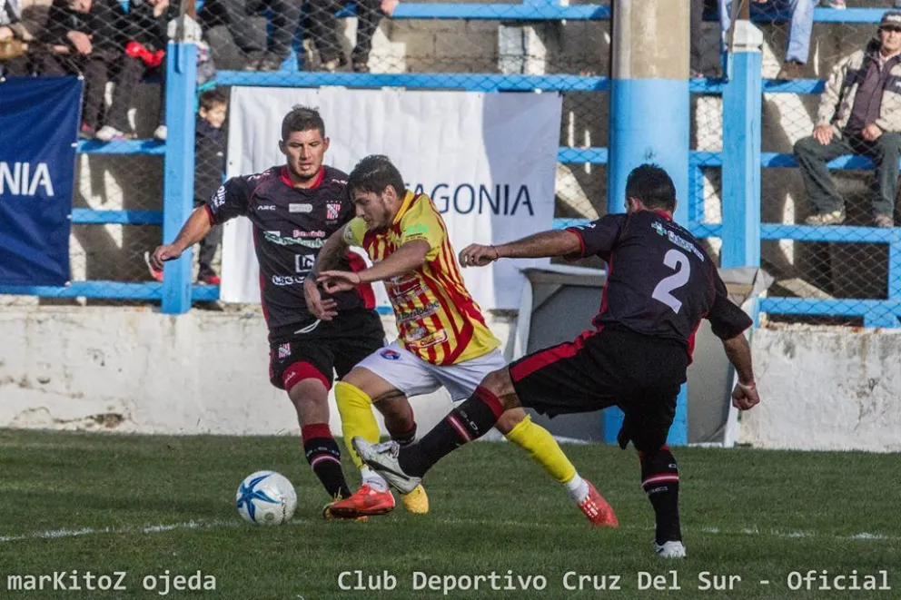 Cruz del Sur cayó en los penales y quedó eliminado