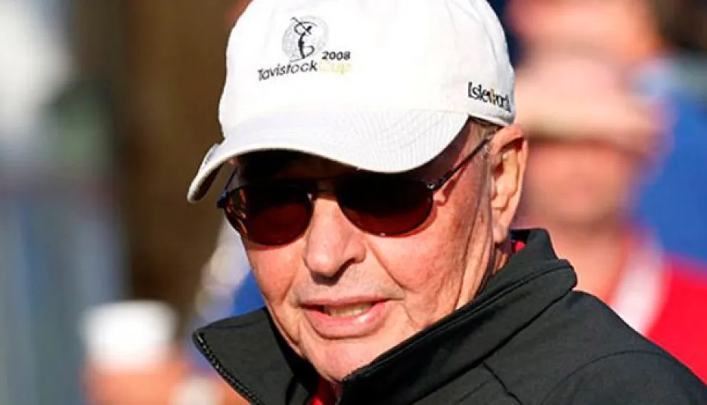 Proponen expropiar la hidroeléctrica del multimillonario Joe Lewis