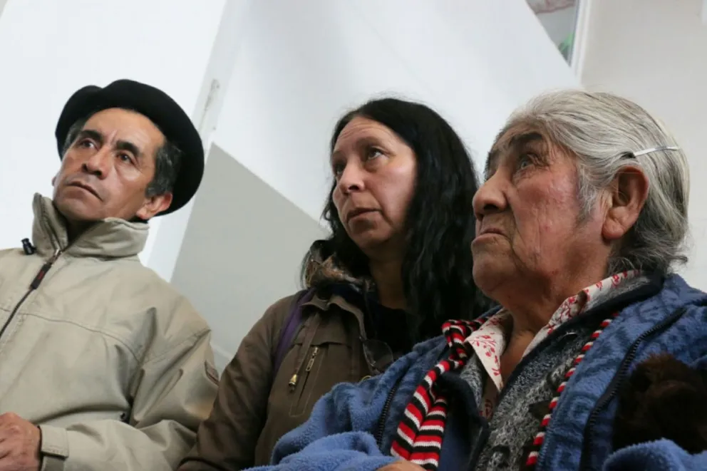 Familiares y organizaciones permanecieron este viernes en el Hospital Zonal.