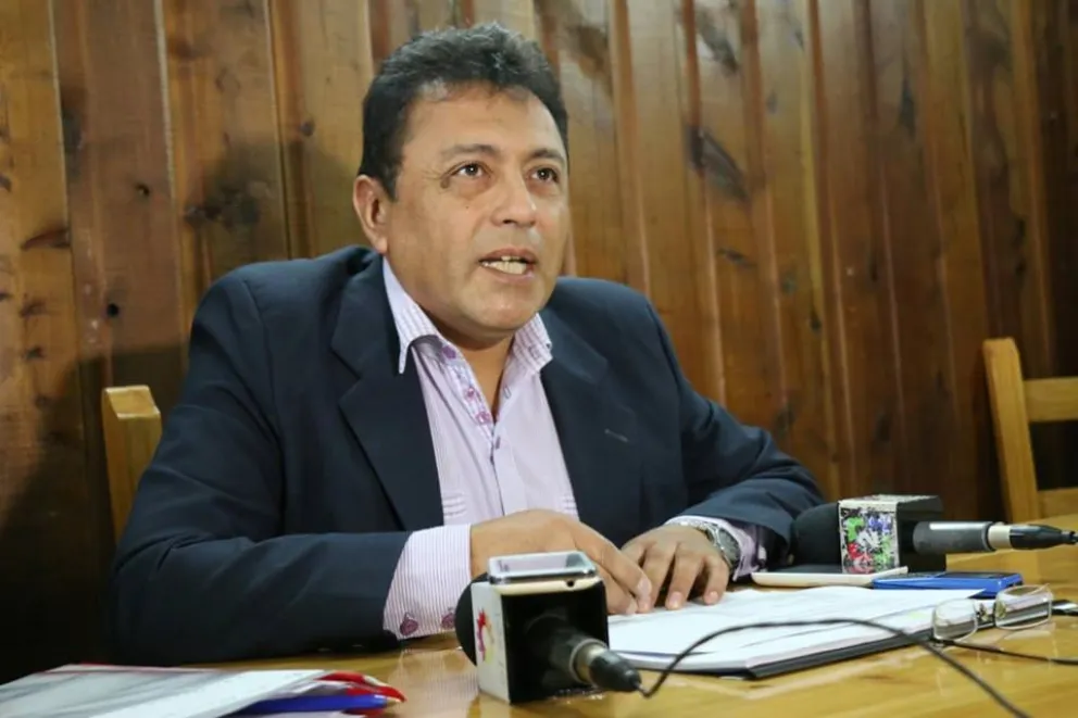 Damián Fuentes, titular del Contralor. 